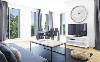 Durlet Beach Apartments برشلونة 0*,
